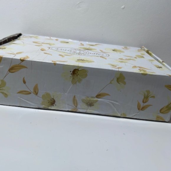 20 piece set Votive Candles - Picture 3 of 3